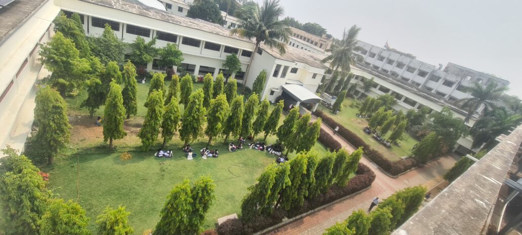 04 College Duniya Bharat