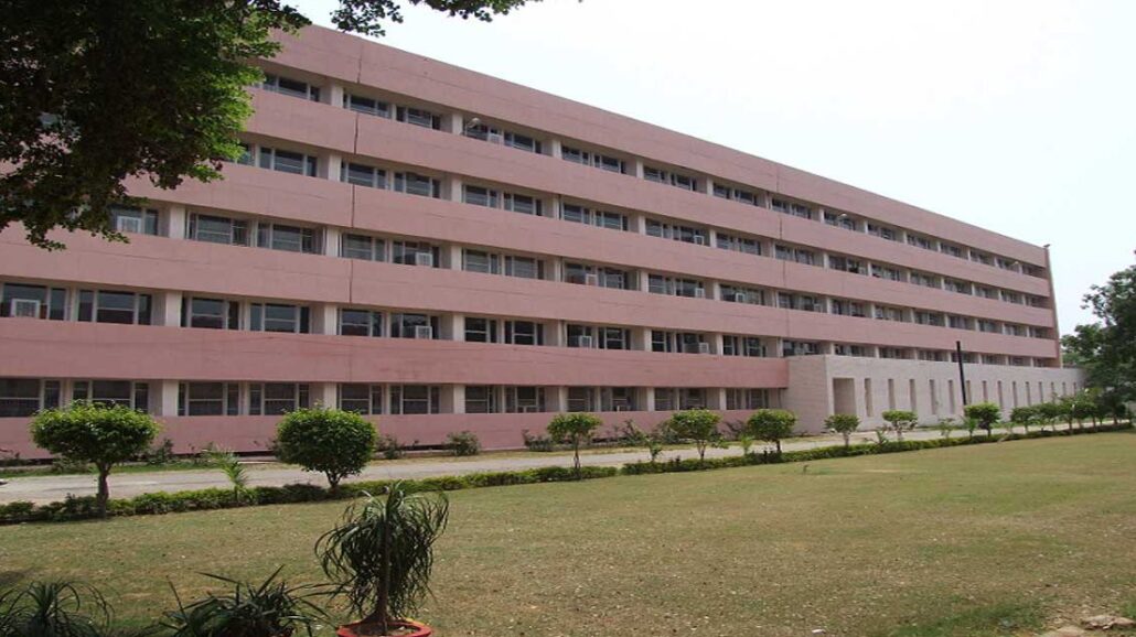 1537323361phpuLEuw8 College Duniya Bharat