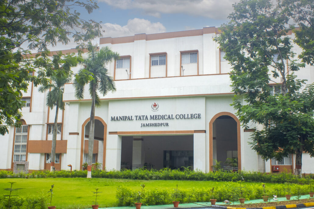 Academy Building New College Duniya Bharat