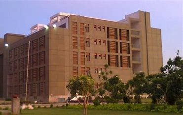 OIP1 College Duniya Bharat