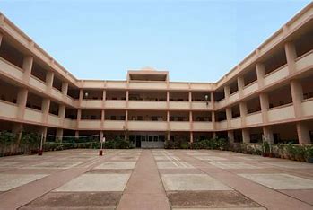 OIP95 College Duniya Bharat